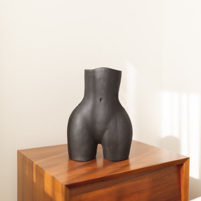 Nude Keramikvase - Makagi - Vasen