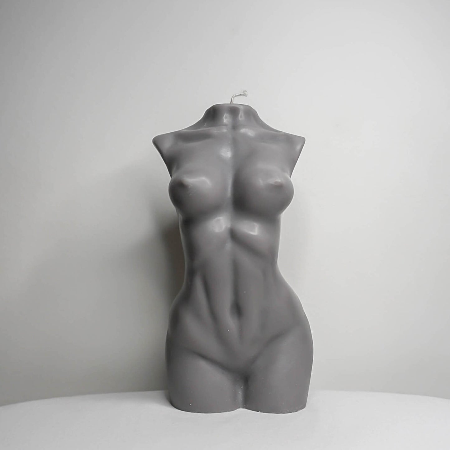 Frauenfigur als Kerze von Makagi #color_dusky